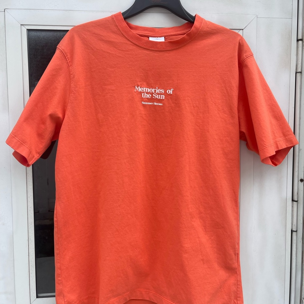 Zara Memories of the Sun Mens T shirt orange